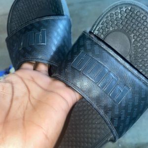 shrunken nike slides
